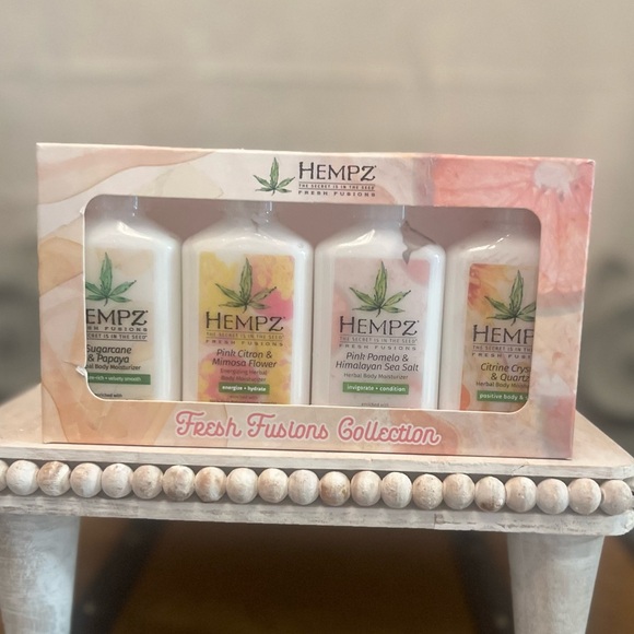 ⚡️Hempz Fresh Fusions Collection Lotions - Picture 1 of 3